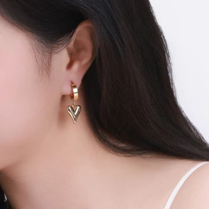 Hoa Tai nữ mạ vàng cao cấp Valentina hình trái tim, trẻ trung, hiện đại, thích hợp đi tiệc, đi chơi, đi làm - DOJI