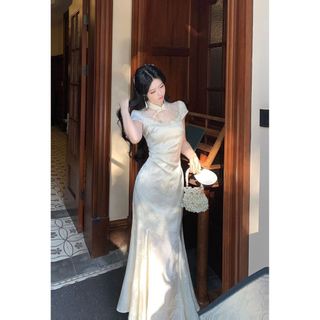 Đầm sườn xám cải tiến mới mùa xuân hè, thanh lịch và mang phong cách cổ điển sang trọng cho Nữ