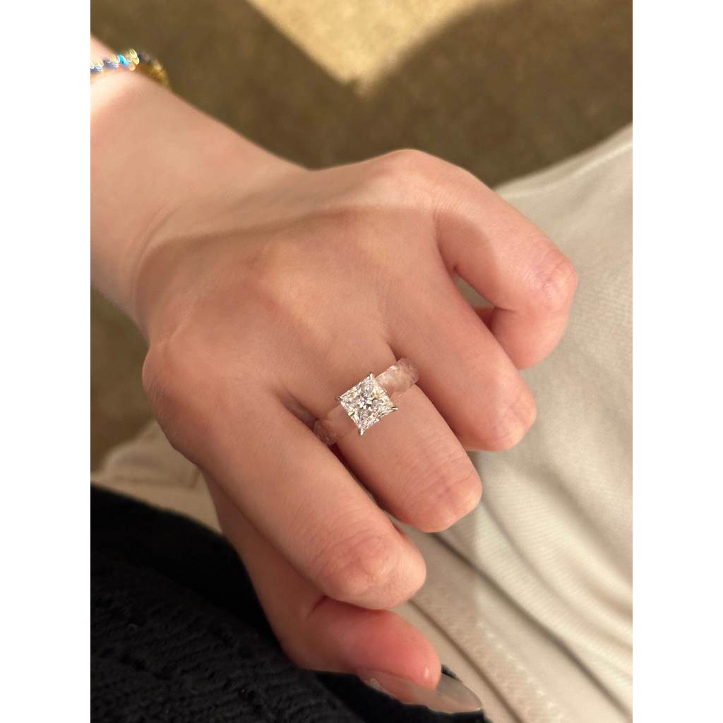 Women's Moissanite Ring by jibaoshipin696