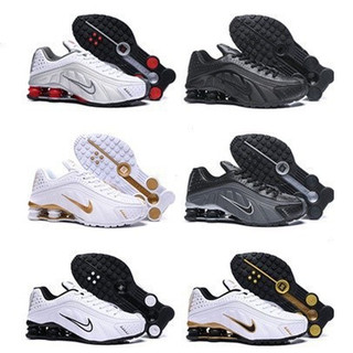 Sneaker bạc