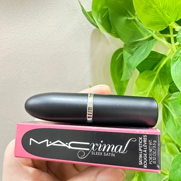 Tủ Quốc Gia MAC Meike Mới Cổ Điển Satin Big Bullet Son Môi Son Môi 3.5g 802 BRAVE Ánh Sáng Mạnh Mẽ#国柜 MAC Meike Mới Cổ Điển Satin Big Bullet Son Môi 3.5g 802 BRAVE Ánh Sáng Mạnh 07.15
