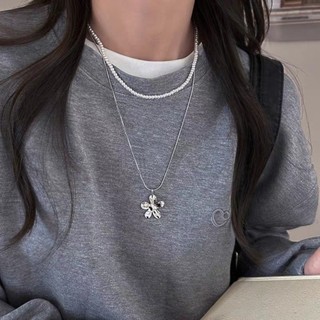 Vòng cổ mặt dây chuyền hình trái tim và hoa màu bạc đơn giản Thiết kế tinh tế và độc đáo Dây chuyền áo len thời trang và đa năng cho mùa thu đông