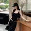 Mùa hè 2026 Áo yếm dây kéo cổ chữ U màu đen gợi cảm Hot Girl Slim-fit Slimmer Look All-Match Áo ngắn tay dành cho nữ