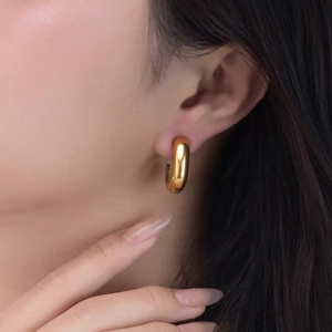 Hoa Tai nữ mạ vàng cao cấp Belladonna lấy cảm hứng họa tiết sang trọng, cá tính dành cho đi tiệc đi chơi - DOJI
