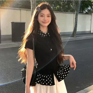 Phong cách Hàn Quốc Áo thun ngắn tay cổ búp bê chấm bi phong cách mới dành cho nữ Thiết kế thời trang mùa hè Sense Slim-fit Slimmer Look Front Shoulder Small Top