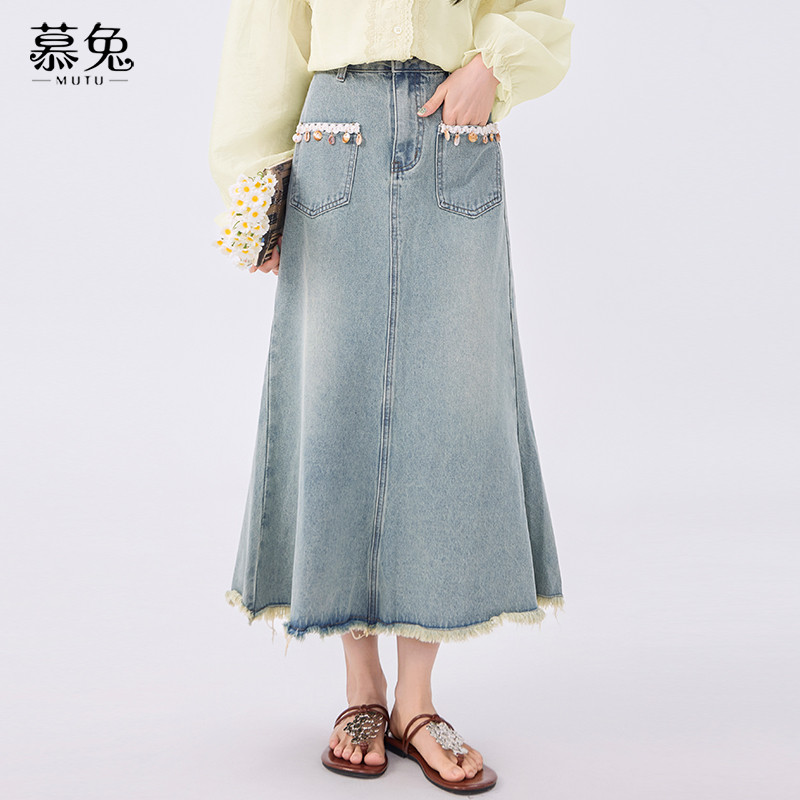 Mutu Váy Denim Rách Retro Cao Cấp Cho Mùa Xuân 2026, Thiết Kế Ôm Body Chữ A Đuôi Cá