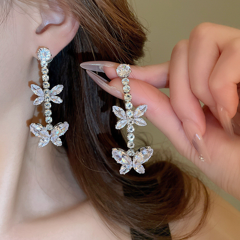 Trang sức cao cấp zircon với họa tiết cánh bướm tua rua - Bộ khuyên tai và dây chuyền sang trọng