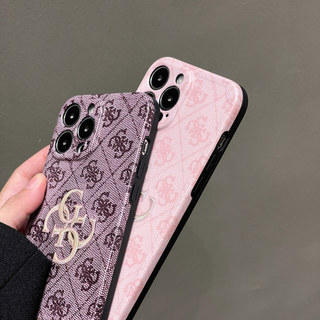 Dành Cho iphone 17promax 17 17pro 16 16PM 16pro 15 14 13 Pro Max Ốp Điện Thoại Guess Monogram Vỏ Điện Thoại | Họa tiết Camo màu tím với Logo thương hiệu | Vỏ bảo vệ dạo phố đô thị