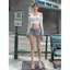 Mùa xuân hè 2026 Pure Desire Style Áo thun dài tay một vai màu trắng Slim-Fit Thiết kế thích hợp eo hẹp Hot Girl Phong cách ngắn Slimer
