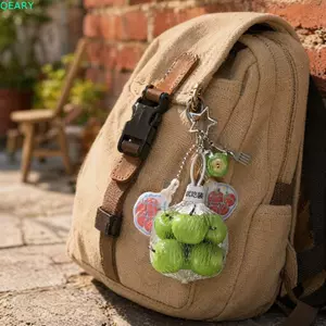 QEARY Móc Chìa Khóa Trái Cây Đỏ, Hạt Chunky Màu Sắc Sống Động Túi Berry Charm, Cụm Mini Tòn Ten Thực Tế 3D Phong Cách Handmade Móc Khóa Trái Tim Cụm Mini Trái Cây Quyến Rũ Ba Lô Trang Trí