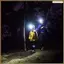 Đèn pha LED có thể sạc lại 1000 Lumen Siêu sáng với đèn đỏ trắng, cảm biến chuyển động chống nước 2 gói