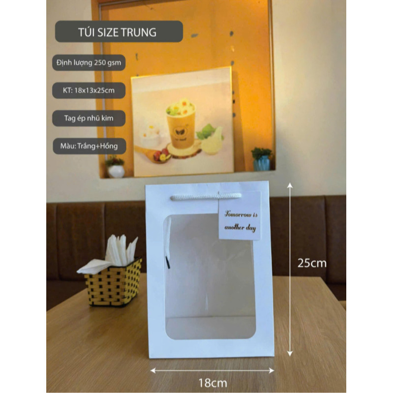 Combo 10 Túi Giấy Đựng Quà Cửa Sổ Trong Suốt 18x13x25cm, Có Quai Dù, Tag Ép Nhũ Sang Trọng – Màu Trắng , Size Trung