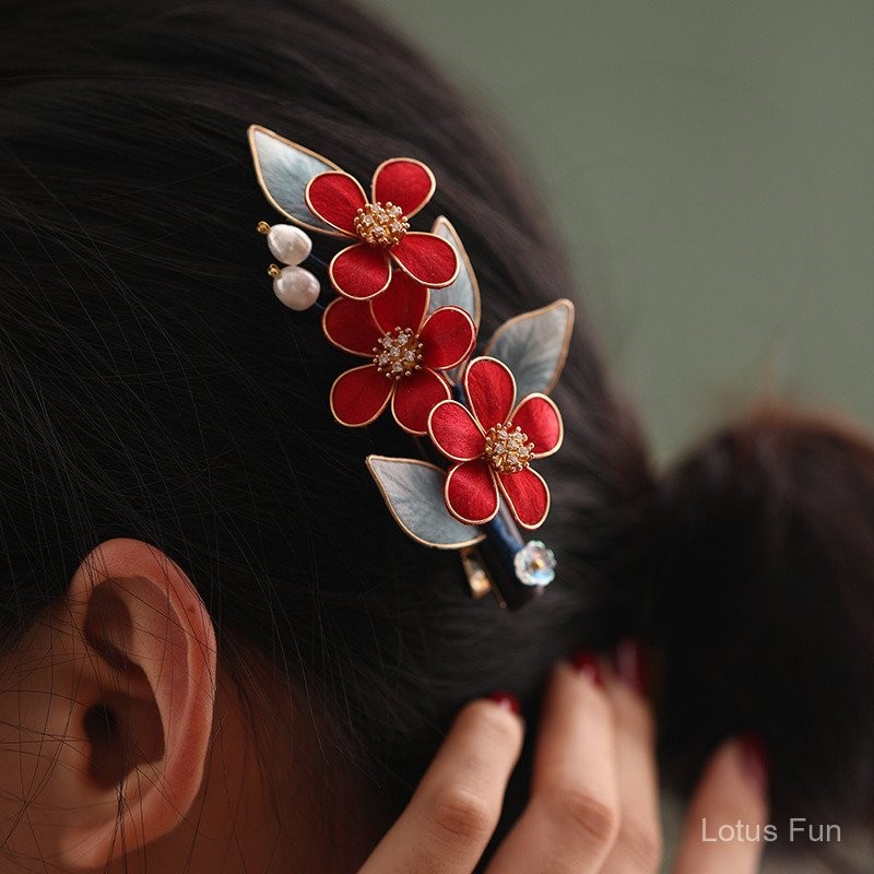 Kẹp tóc gỗ đàn hương handmade nữ tính, phù hợp làm phụ kiện thời trang tóc