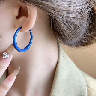 Bông tai tròn màu xanh Klein phong cách cổ điển cho nữ