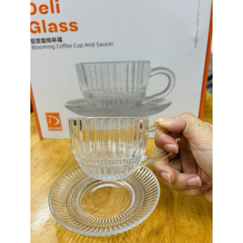 Bộ 6 Ly thủy tinh kẻ sọc kèm 6 đĩa kê cốc thủy tinh chịu nhiệt uống cafe, nước ép, soda 240ml