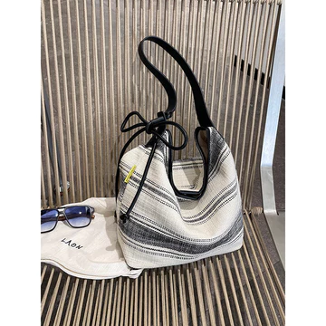 Women's Elegant Canvas Tote Bag – Large, for Work