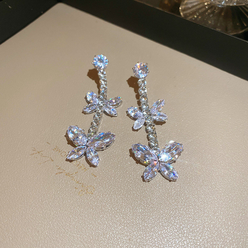 Trang sức cao cấp zircon với họa tiết cánh bướm tua rua - Bộ khuyên tai và dây chuyền sang trọng