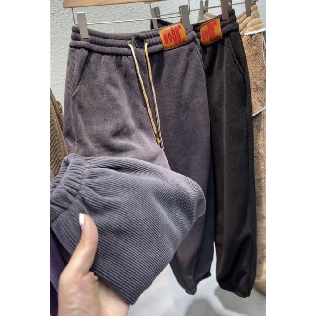 Quần thể thao lông cừu nữ chất liệu nỉ rời và cotton, ấm áp cho mùa thu đông 2025