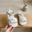QCCC dép quai hậu cho bé gái sandal đi mùa hè da pu êm chân 719 Chip & mom
