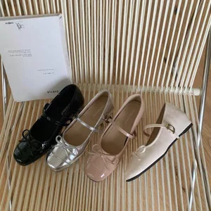 TT Mũi Tròn Bên Trong Tăng Cường Dây Đeo Bằng Giày Đơn Đế Mềm Nơ Thời Trang Phù Hợp Với