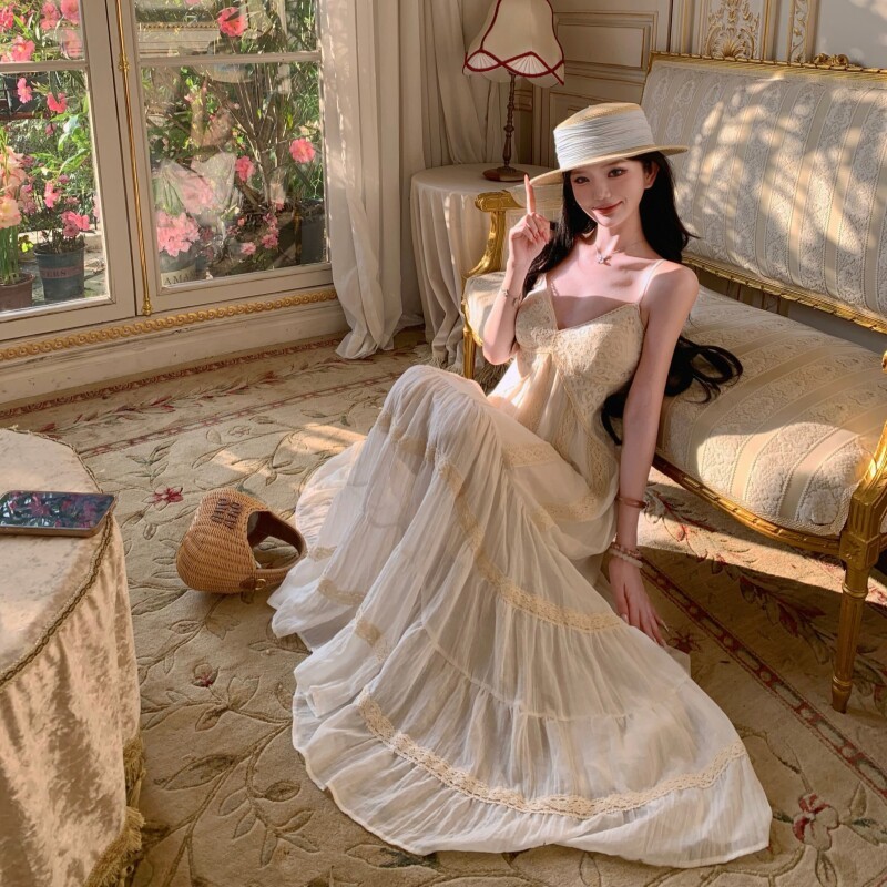 Đầm dây xoè tiểu thư vibe thiên kim ngọt ngào