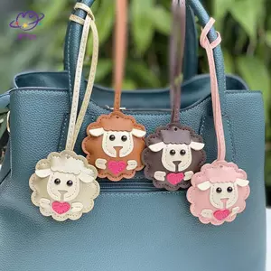 HFTOY Thịt Cừu Móc Khóa Da PU Động Vật Móc Khóa Treo Trang Trí Bapa Túi Xách Quyến Rũ Quà Tặng Dành Cho Nam Nữ Túi Hàn Quốc Quyến Rũ ~