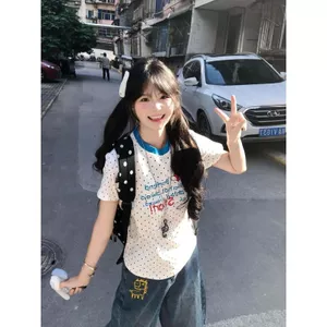 Áo thun ngắn tay chấm bi tình yêu dành cho nữ mùa hè Slim-Fit Slim-Fit Slimmer Look Phong cách Hàn Quốc Preppy Style Vai trước
