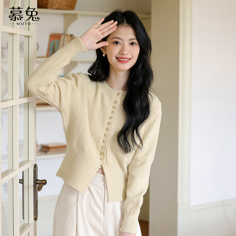 Mutu Retro Pháp Dệt Kim Cardigan Áo Len Nữ Mùa Xuân 2026 Thiết Kế Phong Cách Mới Niche Tính Khí Ngắn Top