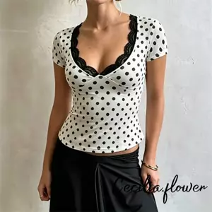 Áo thun nữ in họa tiết chấm mùa hè Slim Fit Phối ren cổ chữ V Áo Crop top ngắn tay