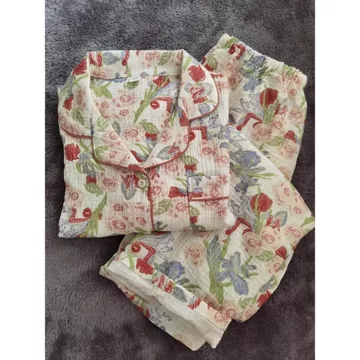 set đồ ngủ dài set thu đông nữ Đồ ngủ phong cách mục vụ dài tay cổ bẻ hoa phong cách Nhật Bản đồ mặc nhà cardigan rộng rãi cho nữ bộ đồ mẫu mỏng xuân hè thu thanh niên