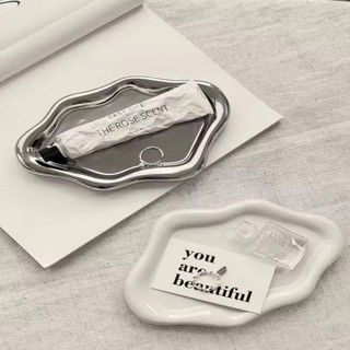 Tấm lưu trữ METALWRK, Khay đựng đồ trang sức bằng nhựa Mini, Đồng hồ đựng đồ trang sức hình đám mây sáng tạo / Lưu trữ chìa khóa