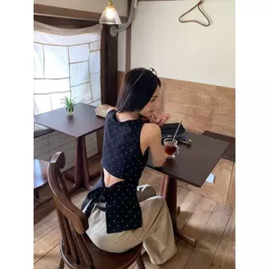 American Hot Girl Swinging Tie Polka Dot Design Cảm giác xếp li Áo Vest trắng đen dành cho nữ Mùa hè Phong cách mới Áo không tay