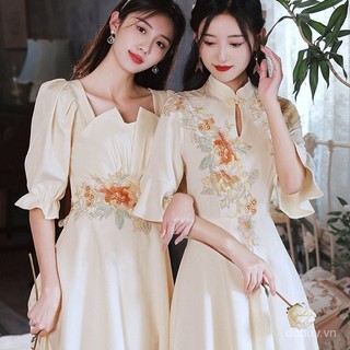 Đầm phù dâu sườn xám mỏng nhẹ cho cô dâu và nhóm cưới, phù hợp mùa xuân - hè