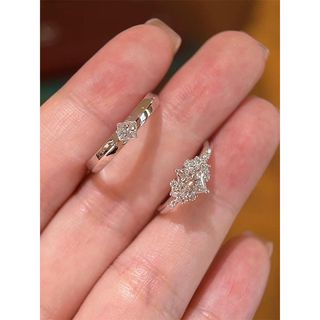 Hàng sẵn có Phong cách trung cổ Công chúa Nhẫn kim cương vuông Nhẫn đôi Kim cương đầy đủ Tính khí kim cương Mô phỏng giá trị cao Kim cương Đạo cụ đám cưới Nhẫn 9.20