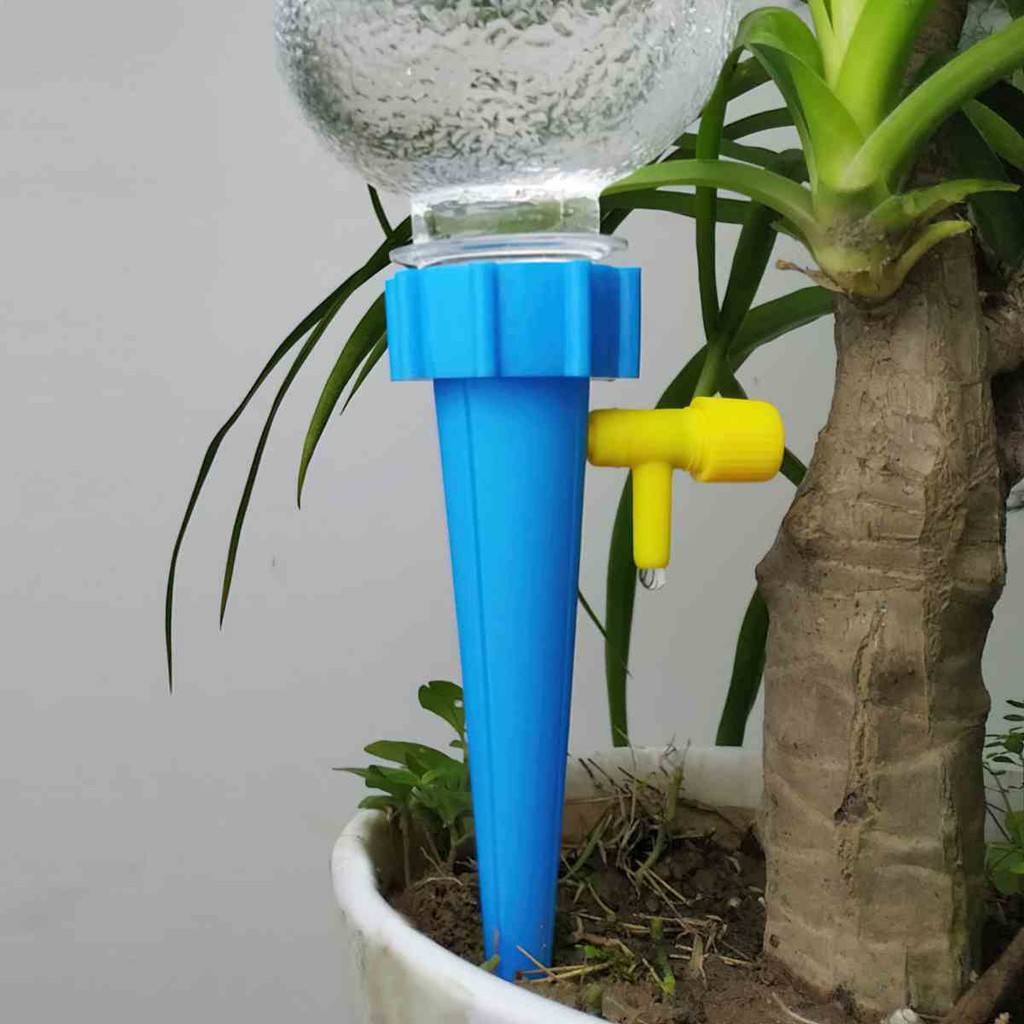 Set 10 Vòi tưới cây nhỏ giọt tự động gắn chai nhựa tiện dụng