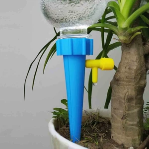 Set 10 Vòi tưới cây nhỏ giọt tự động gắn chai nhựa tiện dụng