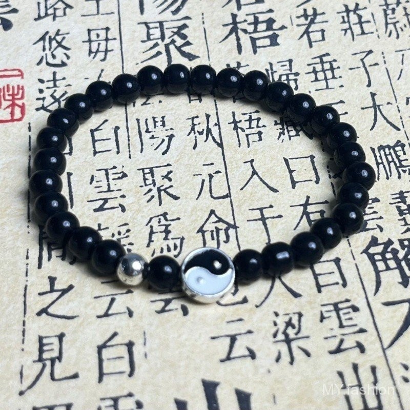 Mới vòng tay kim cương đen đính hạt, thiết kế sang trọng và đơn giản