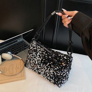 Túi đeo vai sequin thời trang và phong cách mới