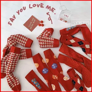 Lưới Đỏ Tất Cotton Nữ Đơn Giản Kẻ Sọc Tất Sinh Viên Thường Ngày Năm Mới Ins Phong Cách Trung Bình Tất