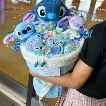 🔥Làm Quà Tặng Bạn Gái Dễ thương Trang trí phòng ngủ góc kawaii Sinh Nhật Stitch Búp Bê Bó Hoa Tốt Nghiệp Quà Tặng Giáng Sinh Sang Trọng Đồ Chơi Quà Tặng Cho Bạn Gái Quà Tặng Sinh Nhật Bạn Gái