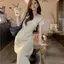Mùa hè Pháp Trà Break Ren Dệt Kim Váy Dài Ren Tay Ngắn Eo Cao Mỏng Hơn Nhìn Nhẹ nhàng Tính Khí Phong Cách Dài Ngày Lễ Đầm Nữ