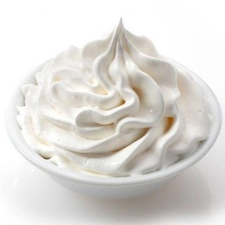 Kem Tươi Dạng Xịt Whipped Cream hiệu Anchor Chai 400g, Đơn Giản Tiện dụng