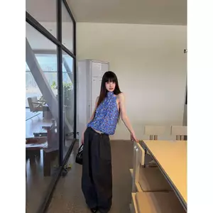 Áo Vest cổ tròn cổ tròn màu xanh Nhật Bản dành cho nữ Thời trang mùa hè giản dị phù hợp với phong cách thiết kế Niche hàng đầu