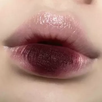 🔥Lâu Dài Halloween son môi Son môi ma cà rồng Miệng Nặng Bò Máu Mờ Môi Bùn Retro Tối Phản Diện Ác Nữ Aura Trắng Son Môi Vàng Đen Da
