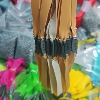 5 dây 10 dây adam pro 0,65 kéo tới má. Hàng cột da sẵn, dây kháng lực dùng để tập thể dục thể thao