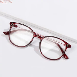 Kính đọc sách viễn thị WEETW, Khung lớn nhẹ Kính lão thị dành cho người già, Công suất ống kính chăm sóc thị lực trong suốt + 100 đến + 400 Kính mắt tầm xa đã hoàn thành