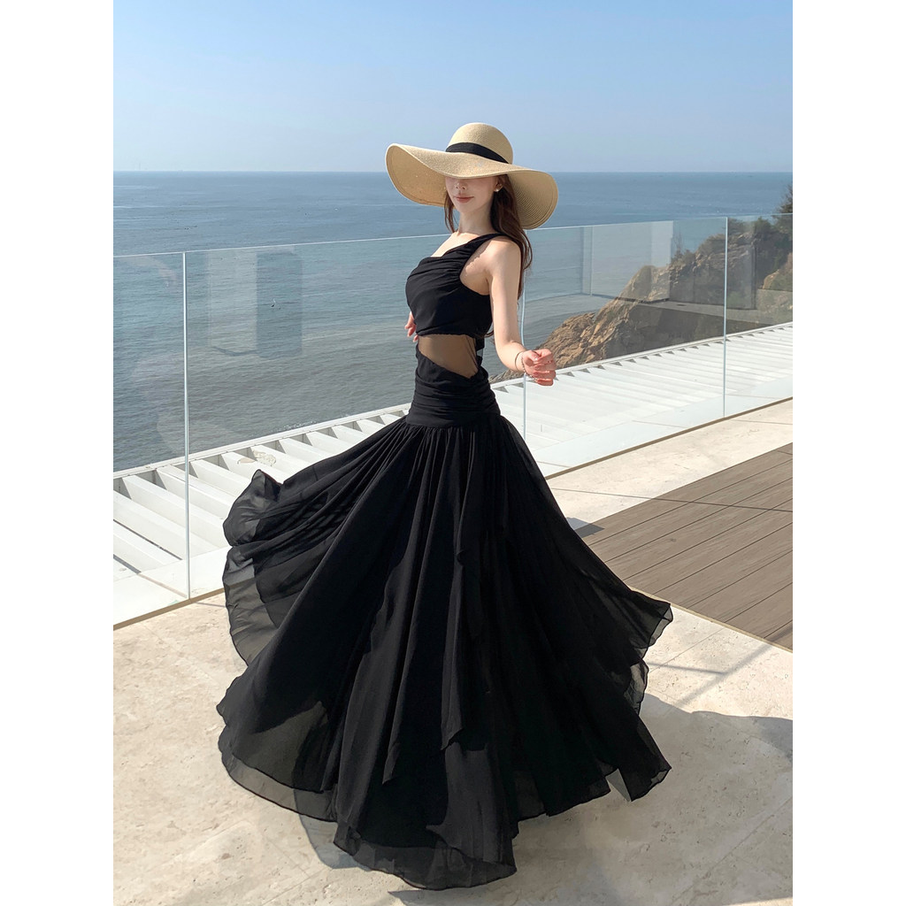 Đầm maxi đen gợi cảm khí chất Pháp