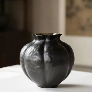 Bình gốm đen để trang trí phòng khách Tàu hoa tối giản hiện đại Nồi trang trí nhà cao cấp cho hoa tươi hoặc khô Kích thước lớn Thiết kế nội thất sành điệu