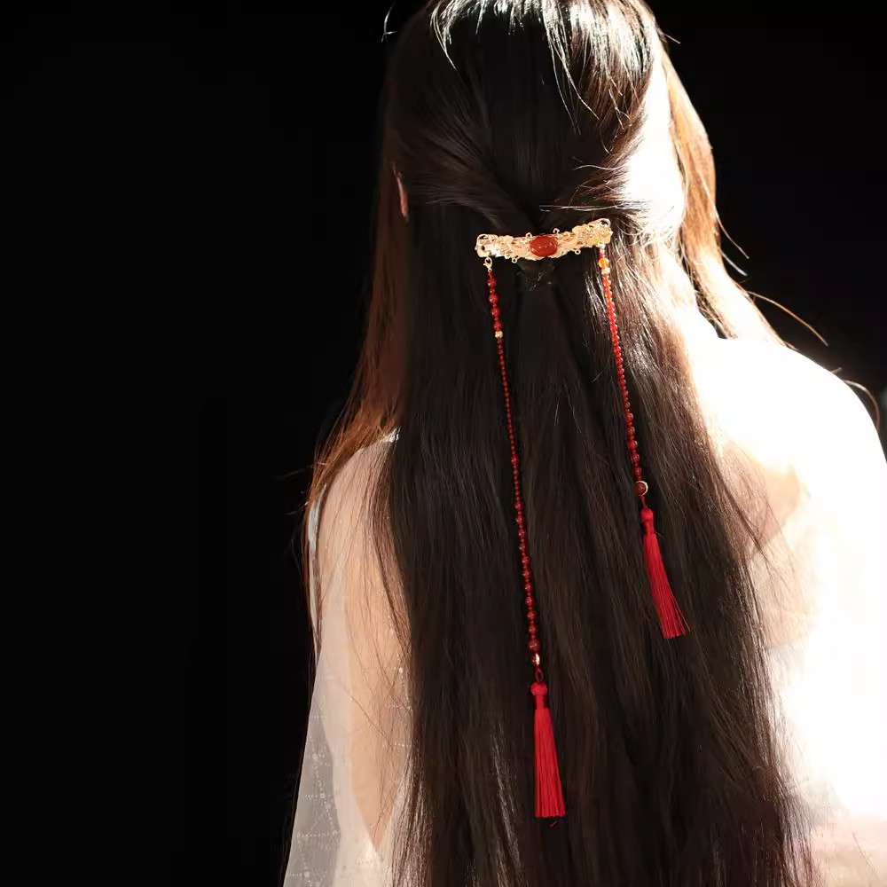 Mauropoli - Kẹp Tóc Tua Rua Đỏ Mặt Ngựa Cổ Điển Cho Hanfu Thời Chiến Quốc