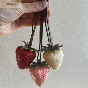 Vòng chìa khóa dâu tây EDIWANY, Túi nhựa chống thấm nước Charm, Thiết kế ngộ nghĩnh Mặt dây chuyền trái cây thủ công Sử dụng hàng ngày